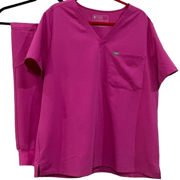 Figs Other Figs Electric Orchid Limited Edition Color Set Guc Poshmark